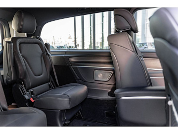 Mercedes-Benz Vans V-Класс Минивэн V300 d экстра длинный Черный. Фото 29