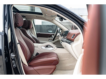 Mercedes-Benz Maybach GLS Внедорожник GLS 600 4MATIC Черный. Фото 39