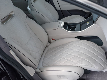 AVATR 11 Внедорожник 116 kWh AWD 4 seats Черный. Фото 37