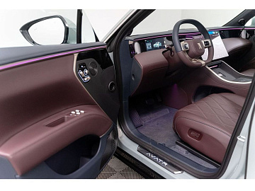 AVATR 11 Внедорожник 116 kWh AWD 5 seats Зеленый. Фото 14