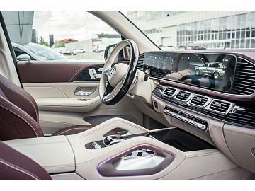 Mercedes-Benz Maybach GLS Внедорожник GLS 600 4MATIC Черный. Фото 31