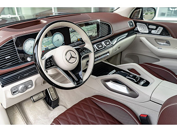 Mercedes-Benz Maybach GLS Внедорожник GLS 600 4MATIC Черный. Фото 15