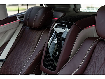 Mercedes-Benz Maybach GLS Внедорожник GLS 600 4MATIC Черный. Фото 21