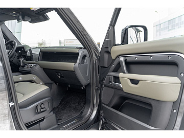 Land Rover Defender Внедорожник X-Dynamic SE Серебристый. Фото 25