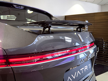 AVATR 11 Внедорожник Ultra pure electric Серый. Фото 7