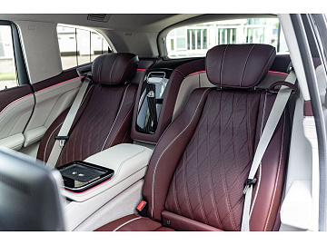 Mercedes-Benz Maybach GLS Внедорожник GLS 600 4MATIC Черный. Фото 20