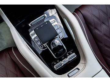 Mercedes-Benz Maybach GLS Внедорожник GLS 600 4MATIC Черный. Фото 14