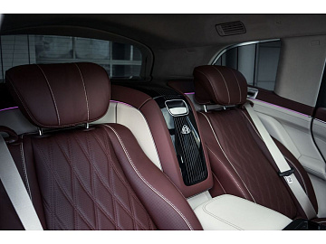 Mercedes-Benz Maybach GLS Внедорожник GLS 600 4MATIC Черный. Фото 28