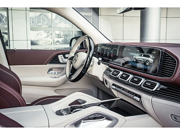 Mercedes-Benz Maybach GLS Внедорожник GLS 600 4MATIC Черный. Фото 35