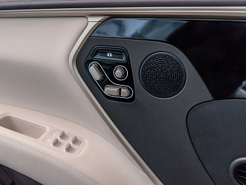 AVATR 11 Внедорожник 116 kWh AWD 4 seats Черный. Фото 24