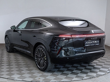 AVATR 11 Внедорожник 116 kWh AWD 4 seats Черный. Фото 5
