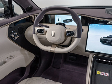 AVATR 11 Внедорожник 116 kWh AWD 4 seats Черный. Фото 21