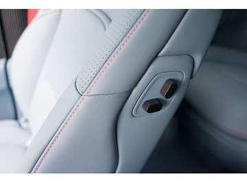 AVATR 12 Фастбек Dynamic Pro Фиолетовый. Фото 17