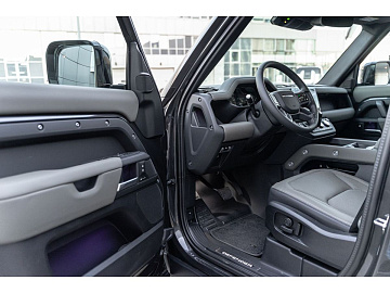 Land Rover Defender Внедорожник X-Dynamic SE Серебристый. Фото 10