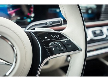Mercedes-Benz Maybach GLS Внедорожник GLS 600 4MATIC Черный. Фото 14