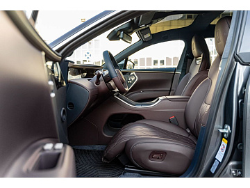 AVATR 11 Внедорожник 116 kWh AWD 5 seats Серый. Фото 10