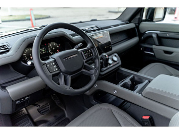 Land Rover Defender Внедорожник X-Dynamic SE Серебристый. Фото 15