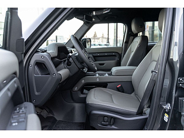 Land Rover Defender Внедорожник X-Dynamic SE Серебристый. Фото 11