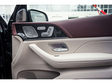 Mercedes-Benz Maybach GLS Внедорожник GLS 600 4MATIC Черный. Фото 30