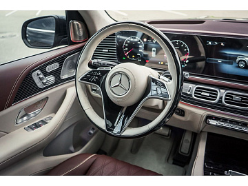 Mercedes-Benz Maybach GLS Внедорожник GLS 600 4MATIC Черный. Фото 32