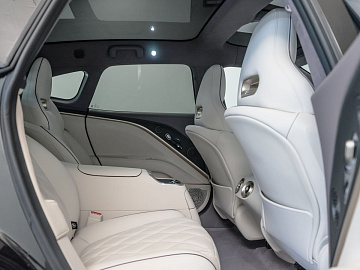 AVATR 11 Внедорожник 116 kWh AWD 4 seats Черный. Фото 34