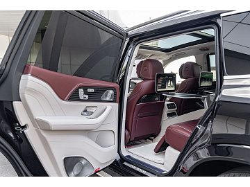 Mercedes-Benz Maybach GLS Внедорожник GLS 600 4MATIC Черный. Фото 17