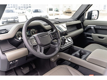 Land Rover Defender Внедорожник X-Dynamic SE Серебристый. Фото 15