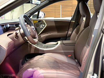 AVATR 11 Внедорожник 116 kWh AWD 5 seats Серый. Фото 10