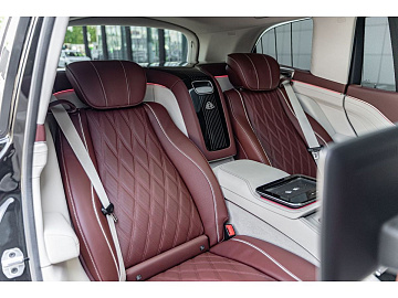Mercedes-Benz Maybach GLS Внедорожник GLS 600 4MATIC Черный. Фото 23
